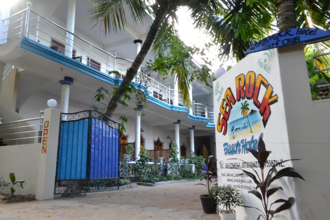 Sea Rock Beach Hotel Arugam Bay Esterno foto